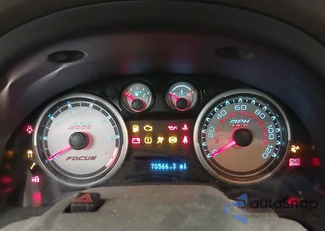 2009 Ford Focus Se z USA, uszkodzony, nr VIN 1FAHP35N09W247474